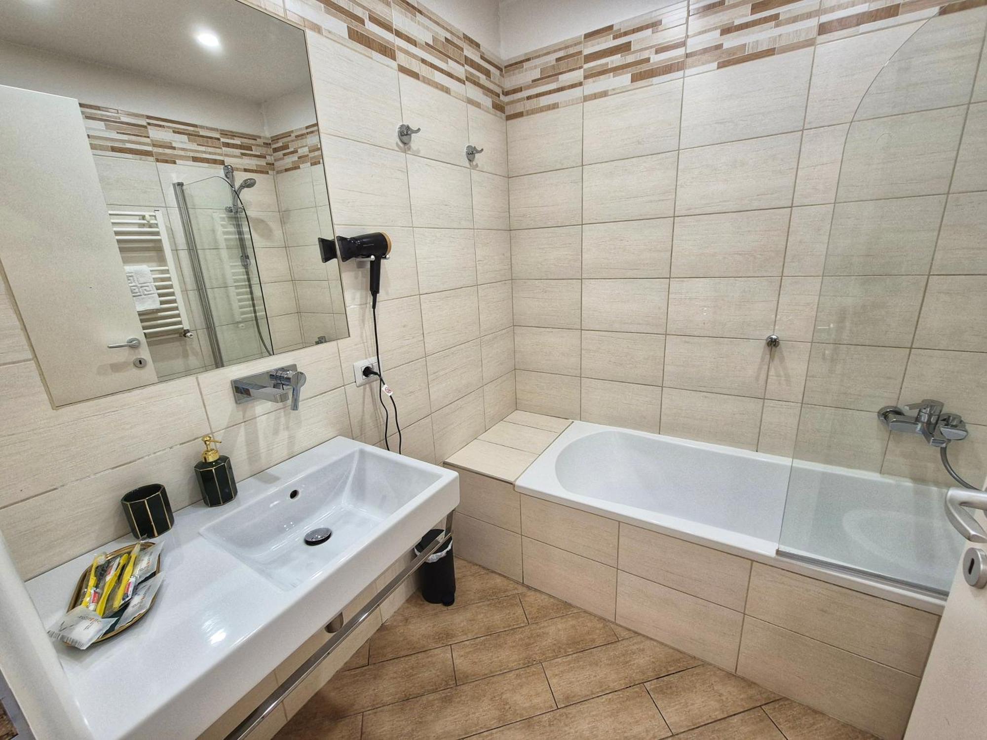 Gasthof Residenze Serventi Longhi *